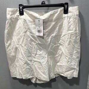 Women's Off-White Linen Shorts